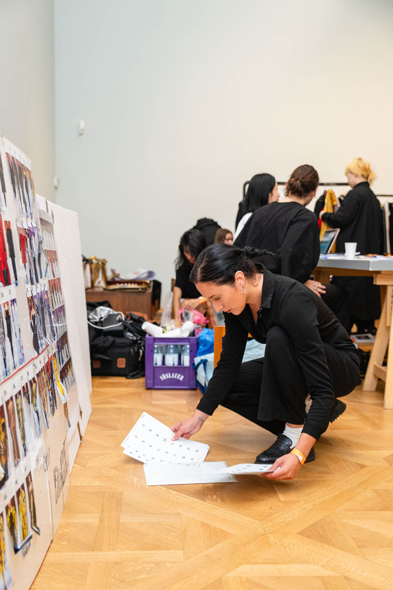 Behind the Scenes BTS Lie Sangbong Fashion Show 