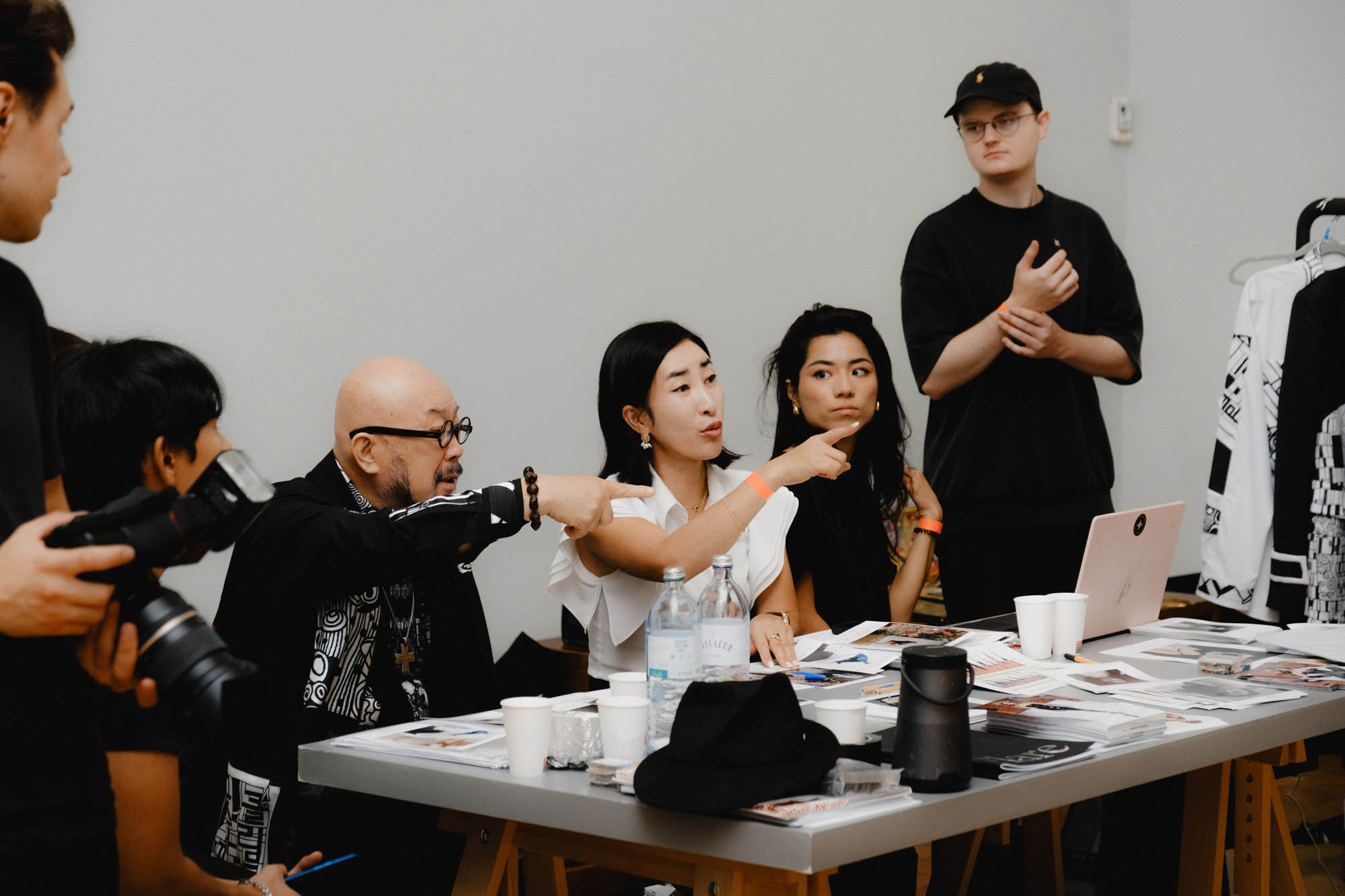 Behind the Scenes BTS Lie Sangbong Fashion Show Organisation 