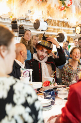 IKEA Wien Westbahnhof Festival Kostüm