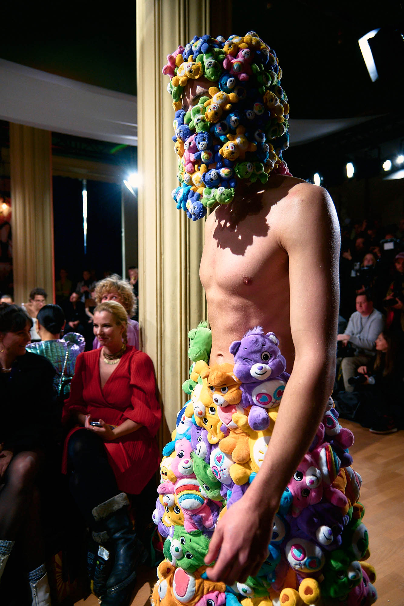 Stofftierdress Fashion Show